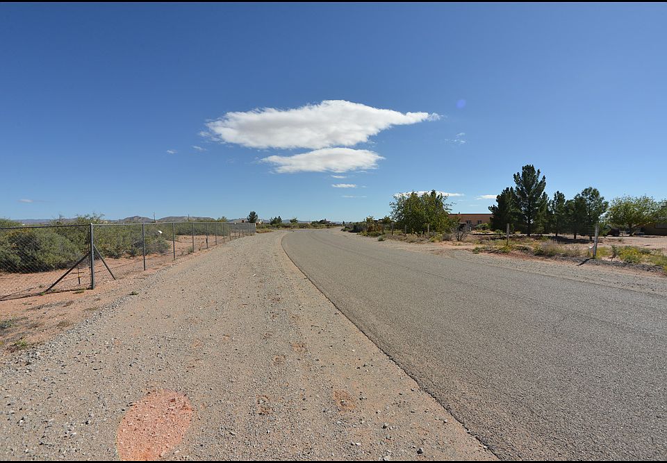 1st image of 13961 Pinto Pony Ln