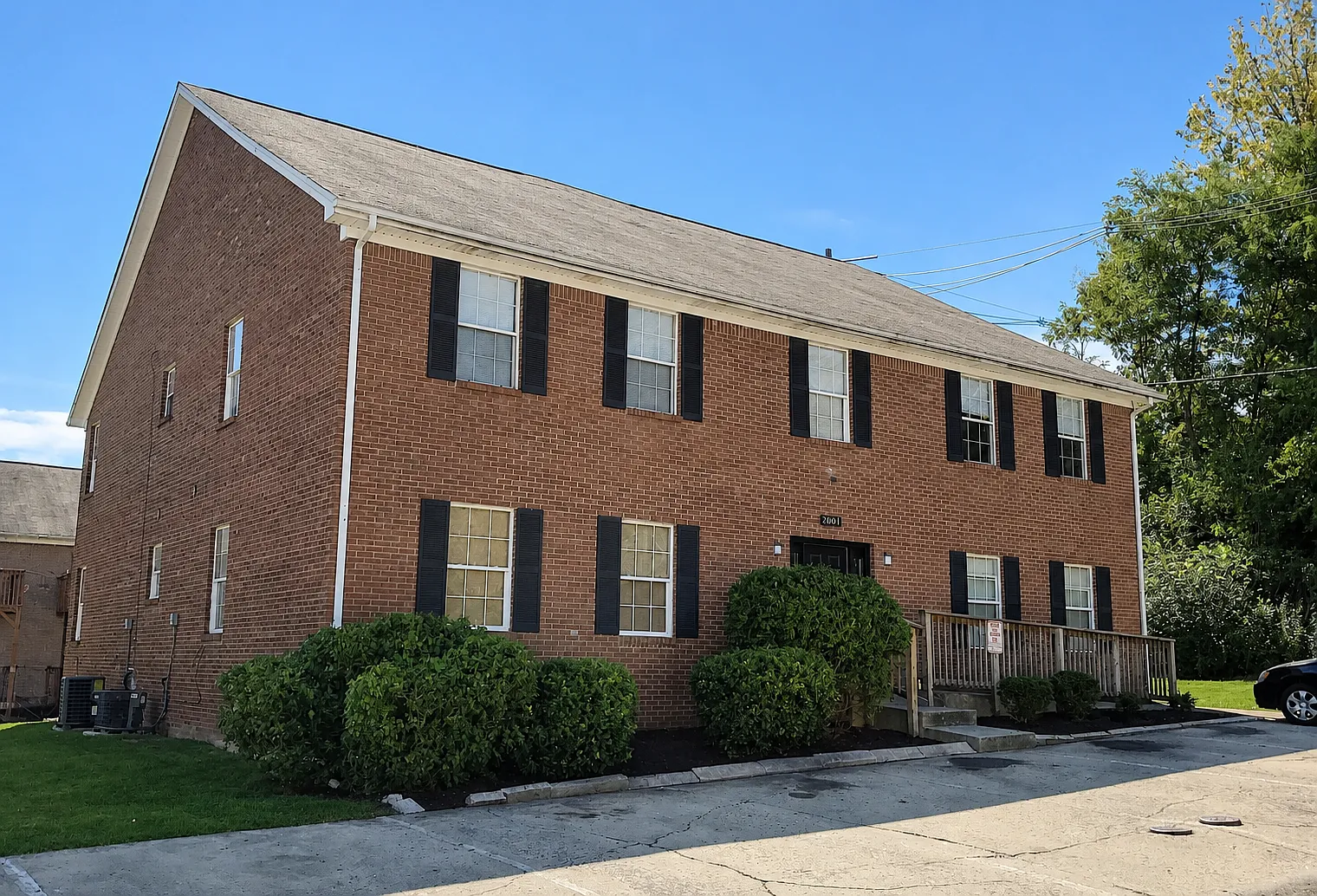 2 bed, 1.5 bath, 1200 sqft, $1,175 — Photo 1