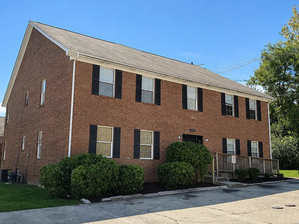 2001 Cornerstone Dr #3