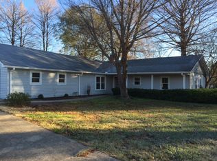 1161 Cloverdale Dr, Greenville, MS 38701