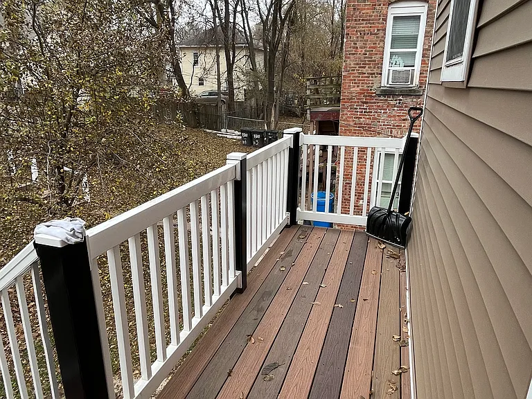 1315 E 12th St #3 — Photo 7