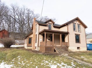 217 N Lincoln Ave, Carpentersville, IL