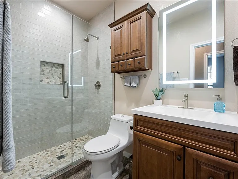 411 Ridgewood Dr — Photo 6