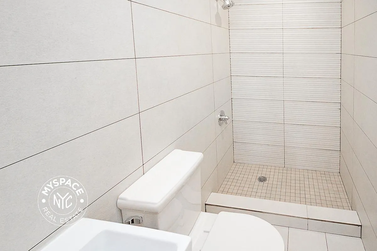 854 Rogers Avenue — Photo 4
