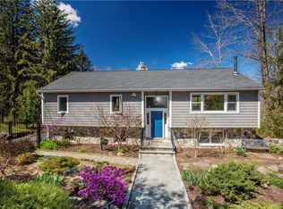 120 Harriman Rd, Mount Kisco, NY 10549