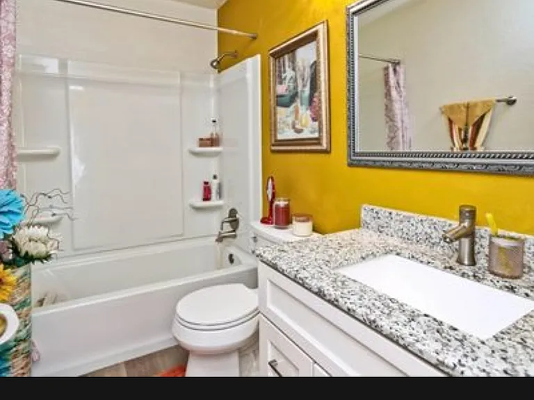 Peppermill Cir — Photo 10