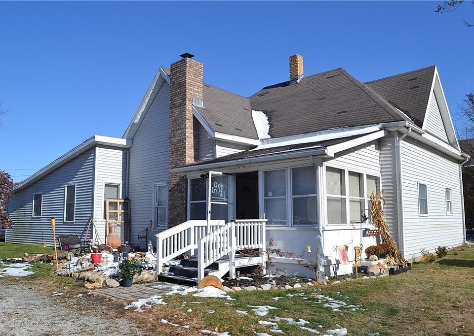 1st image of 414 E Plum St