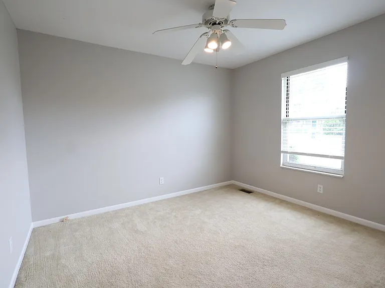 622 Rustic Valley Dr — Photo 16