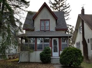 1395 Sheldon St, Saint Paul, MN 55108