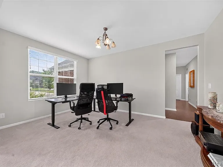 4160 Walcott Dr — Photo 13
