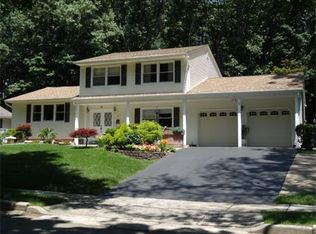 10 Carter Rd, East Brunswick, NJ 08816