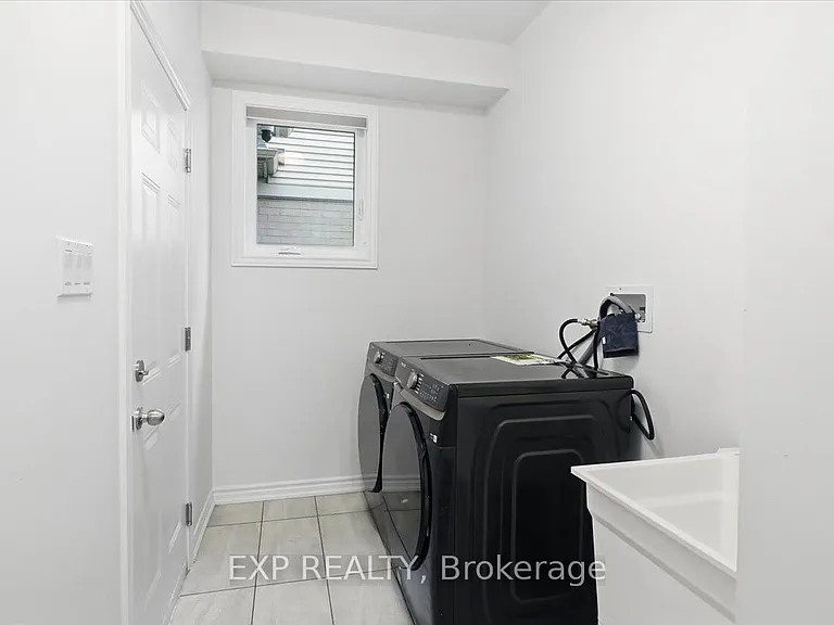 448 Trevor St — Photo 13