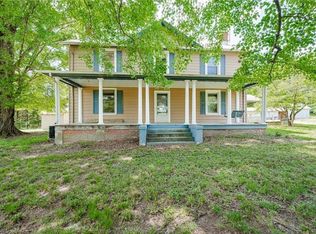 16205 Trainham Rd, Beaverdam, VA 23015