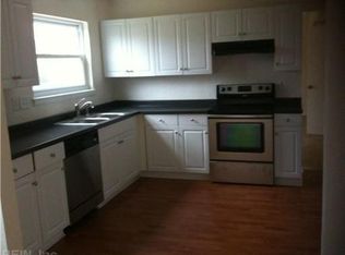 604 Maple Ridge Ln, Virginia Beach, VA 23452