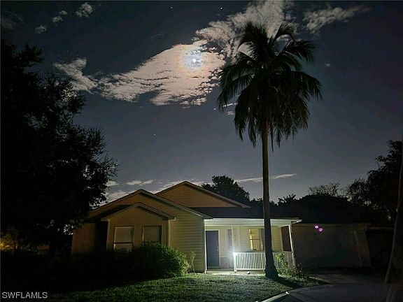 2nd image of 827 NW 28th Pl