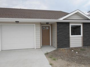 534 Grainfield St, Manhattan, KS 66502