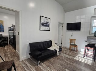 221 15th St NW APT C, Atlanta, GA 30318