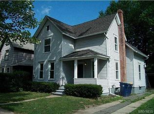 11 Monroe St, Lockport, NY 14094