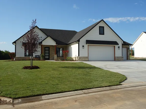 1627 Diamond Cir, Mulvane, KS 67110