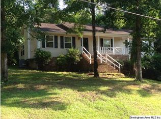 3285 Fieldale Dr, Bessemer, AL 35023
