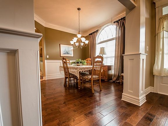 5th image of 5349 Harlow Ln