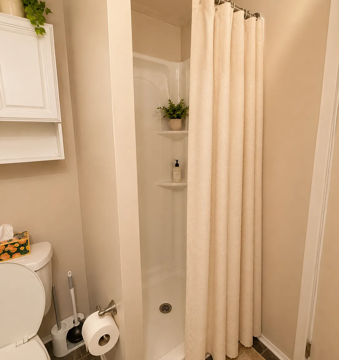 Spacious 4-Bedroom Home in Ithaca | Pet-Friendly & Conveniently Located — Photo 2