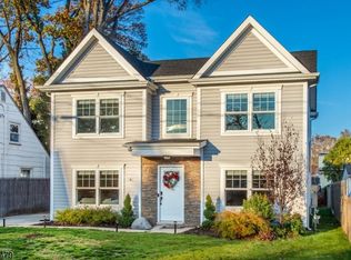 1149 Briarcliff Dr, Rahway, NJ 07065