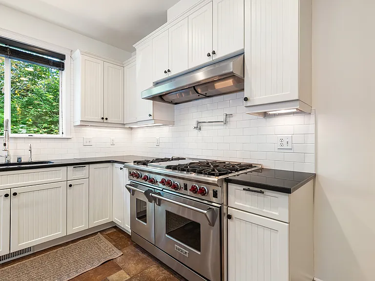 1007 Brookings Pl — Photo 10