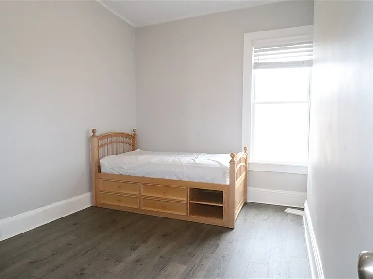 44 South St #7 — Photo 3