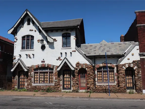 4751 Morgan Ford Rd, Saint Louis, MO 63116