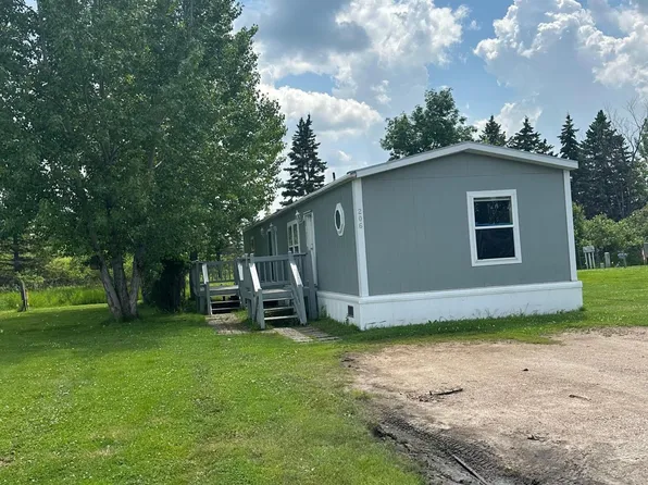 206 Challenger Dr E, Thief River Falls, MN 56701