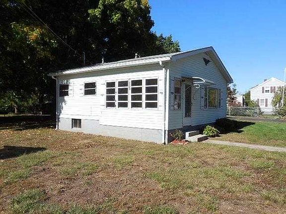 70 Eagle St Ware MA Marketing Pics