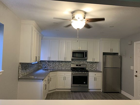 5th image of 2315 28th St #1