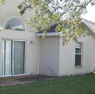 2nd image of 3234 Fairfield Dr
