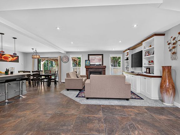 5th image of 6921 Westview Dr