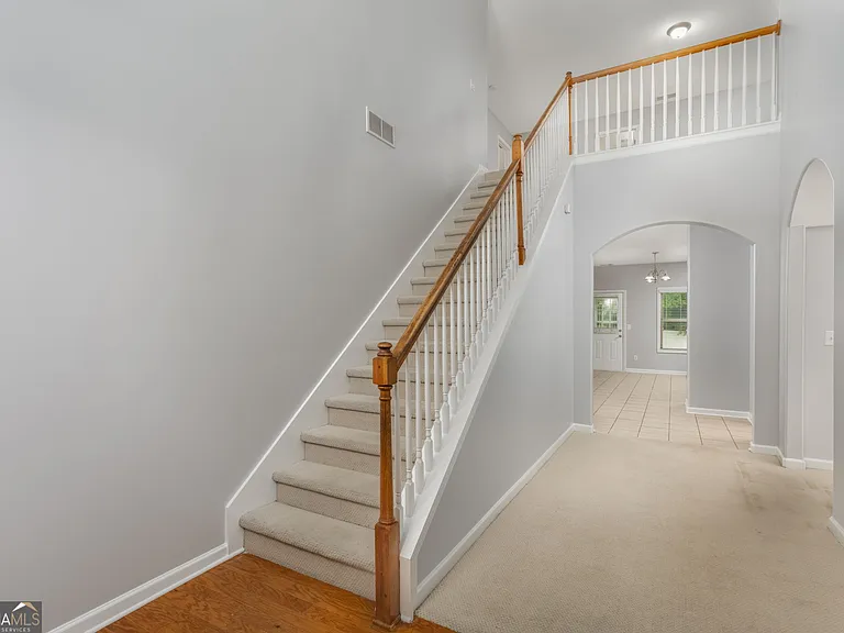 168 Summer Grove Ln — Photo 4