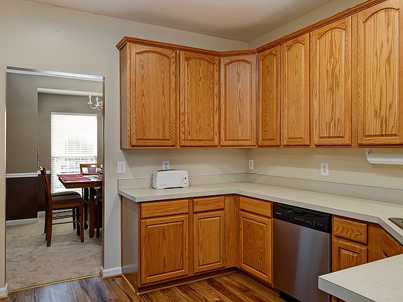 4th image of 6163 Newton Ln