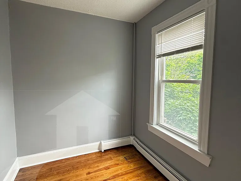 34 Plymouth St — Photo 9