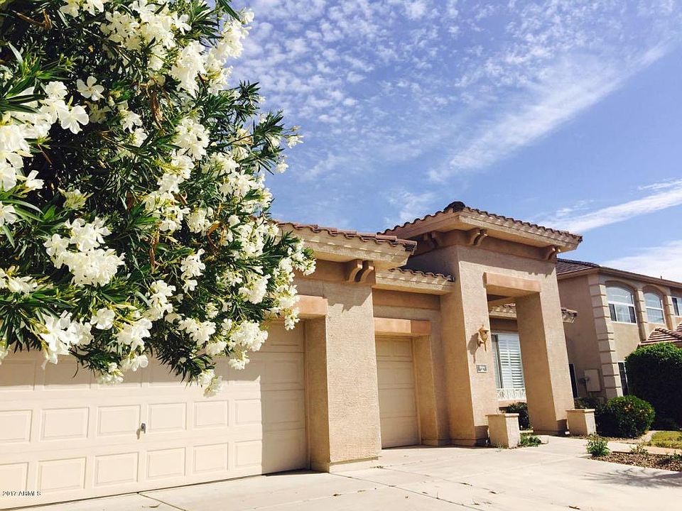 1st image of 864 E San Carlos Way
