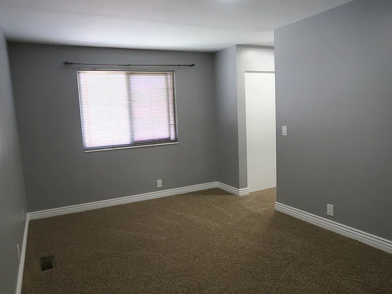 7811 S Chadbourne Dr #B — Photo 8