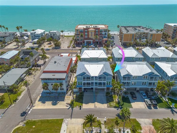 16306 1st St E, Redington Beach, FL 33708