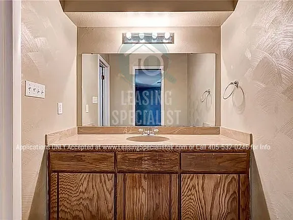 3100 Greenwood Ct — Photo 21