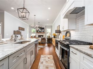 3079 Crestmont Ct, Opelika, AL 36801