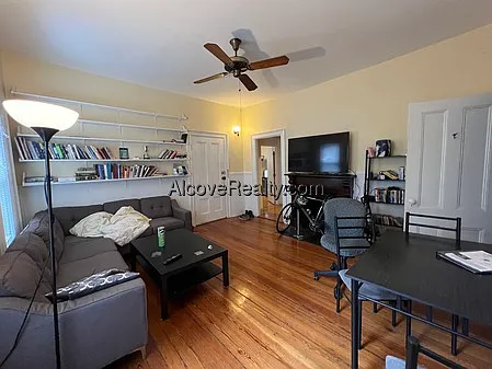 1 bed, 1.0 bath, $2,900 — Photo 2