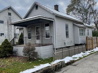 2221 Owen St, Saginaw, MI 48601