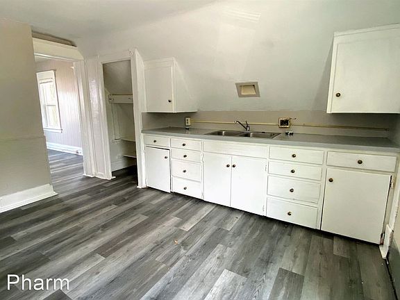 2nd image of 1236 Alpine Ave NW APT 2