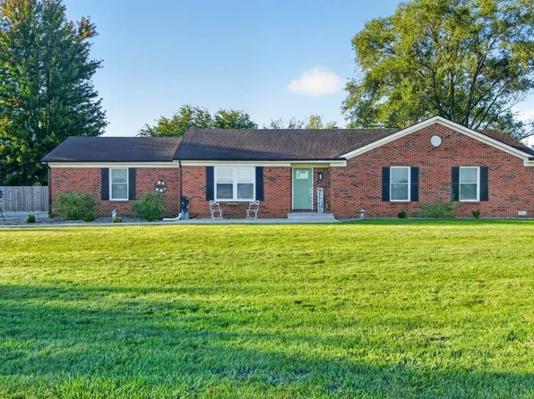 1397 E New Rd, Greenfield, IN 46140