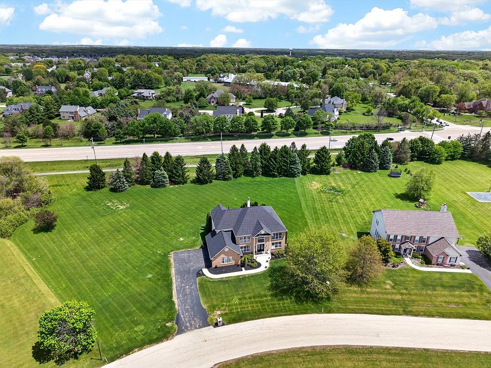 5N915 Baker Hill Ct, St Charles, IL 60175 | MLS #12675691 | Zillow