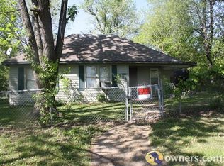 204 W Elizabeth St, Holden, MO 64040