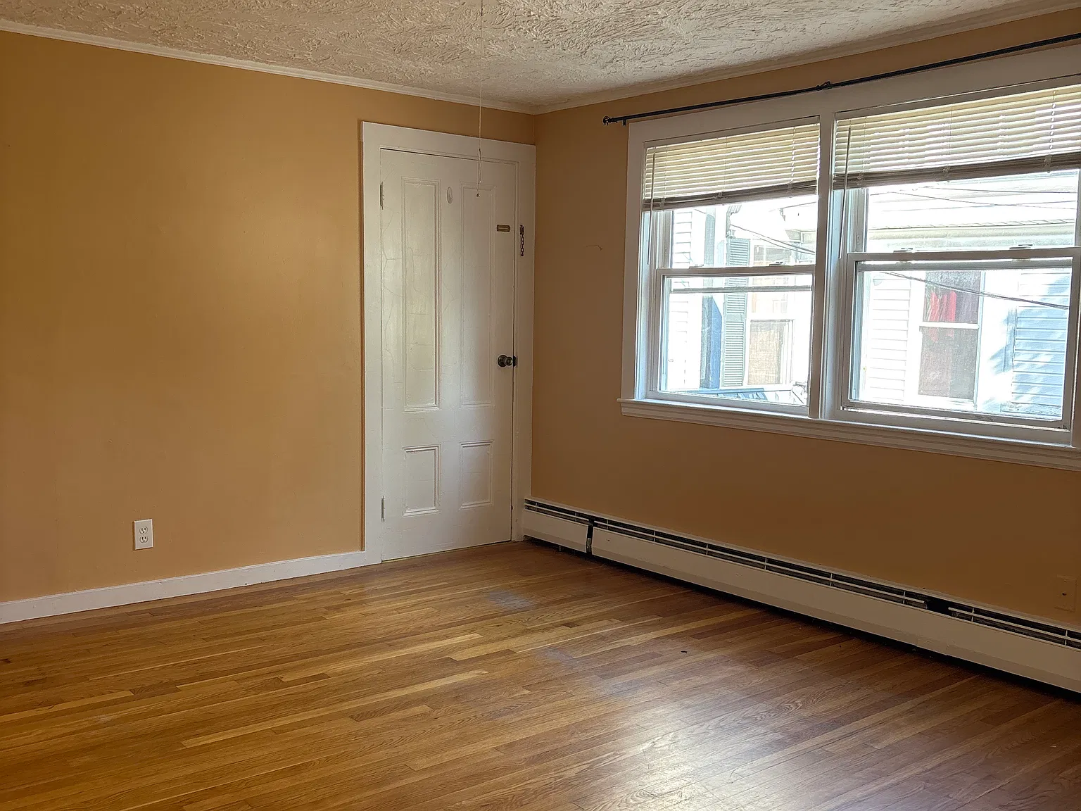 2 bed, $2,200 — Photo 4